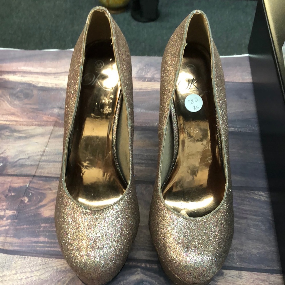 It’s Ok sz 9.5 women shoes